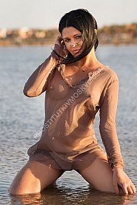 Карина, метро Верхние Котлы Карина, метро Верхние Котлы