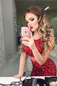 Милана, метро Славянский бульвар Милана, метро Славянский бульвар