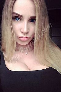 Алиса, метро Чистые пруды Алиса, метро Чистые пруды