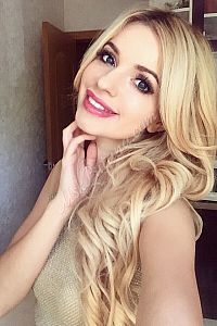 Николь, метро Автозаводская Николь, метро Автозаводская