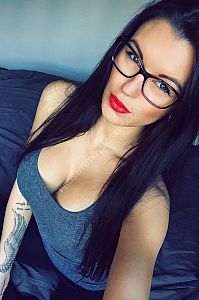 Полина, метро Октябрьское Поле