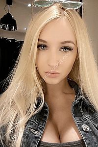 Марина, метро Хорошёвская Марина, метро Хорошёвская