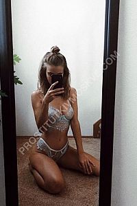Алина, метро Цветной бульвар Алина, метро Цветной бульвар
