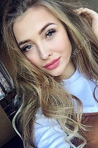 Юля, метро Боровицкая Юля, метро Боровицкая