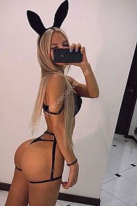 Вика, метро Библиотека имени Ленина