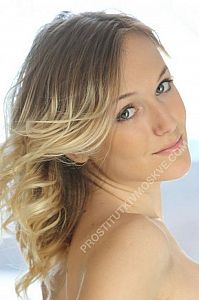 Елена, метро Выхино