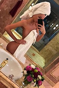 Августа, метро Новокузнецкая Августа, метро Новокузнецкая